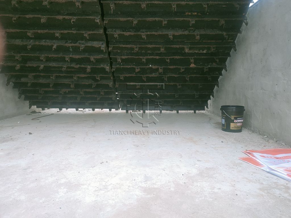 90m/H Chain Plate Type Compost Turner Pupuk Organik Mesin Fermentasi Limbah
