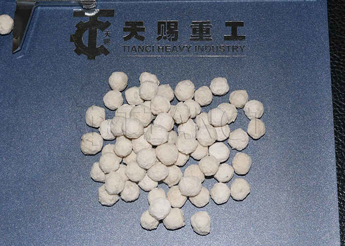 Granulator Pupuk Ideal untuk produksi terus menerus Pupuk Granular dengan kinerja yang stabil dan operasi yang mudah