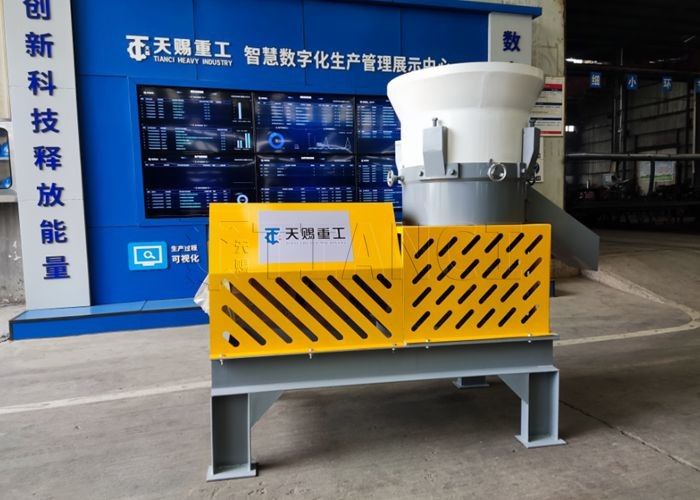 Mesin pembuatan pakan ayam Lini produksi pupuk unggas Peralatan Lini produksi granulator flat die