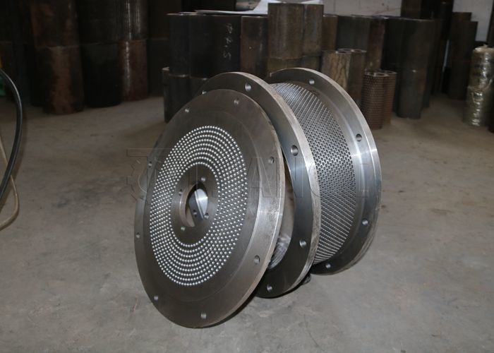 Tingkat granulasi 95% Grafit Powder Granulating Machine Ring Die Granulator 3,5-8mm