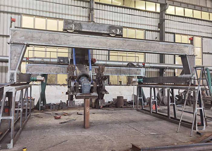 Mesin Komposing Fermentasi Turner Untuk Fermentasi Limbah Organik