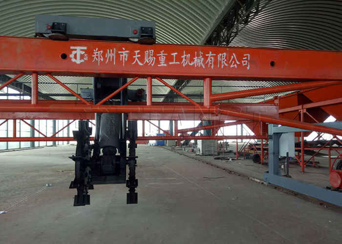 150-400m3/H Kapasitas Limbah Organik Kompos Turner Mesin Roda Jenis