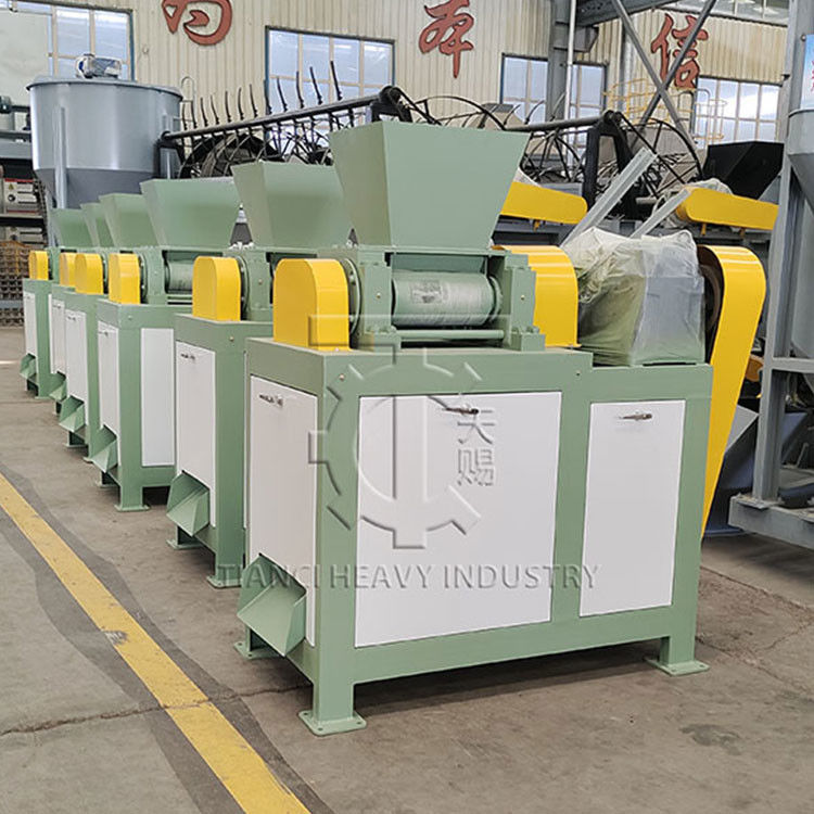 Peralatan Granulasi Ammonium Sulfat Granulator Roller Ganda Bubuk Kering Mesin Pembuat Granul Pupuk