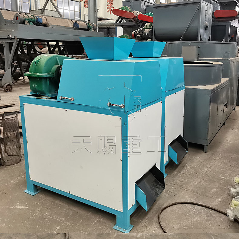 Ammonium klorida double roller press granulator untuk granular ammonium klorida pupuk karbonat garis granulasi