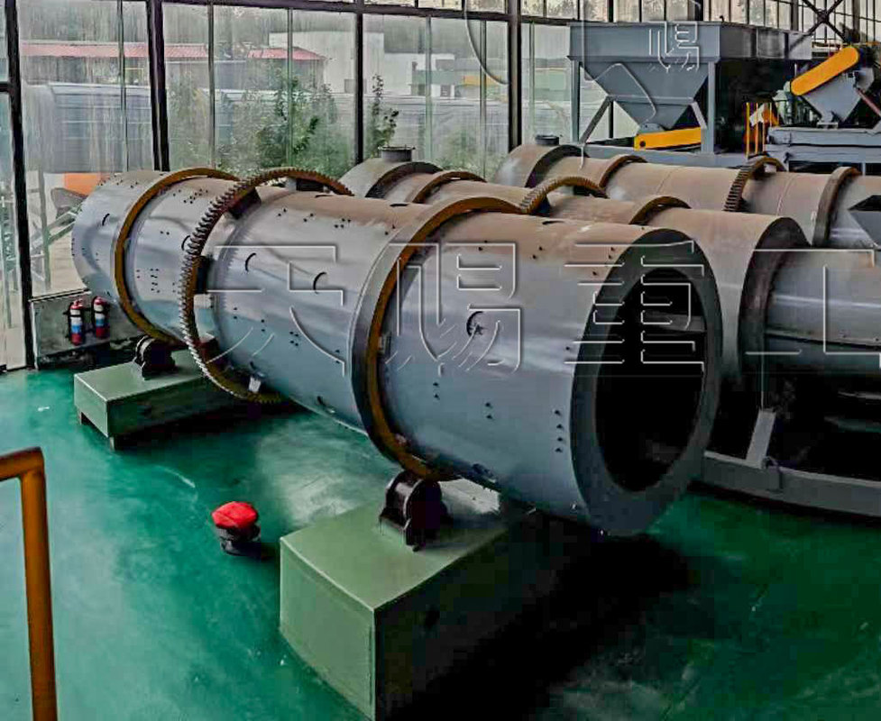 Sihir Rotary Drum Granulator Mengubah Bubuk Fosfat menjadi Granula Bola